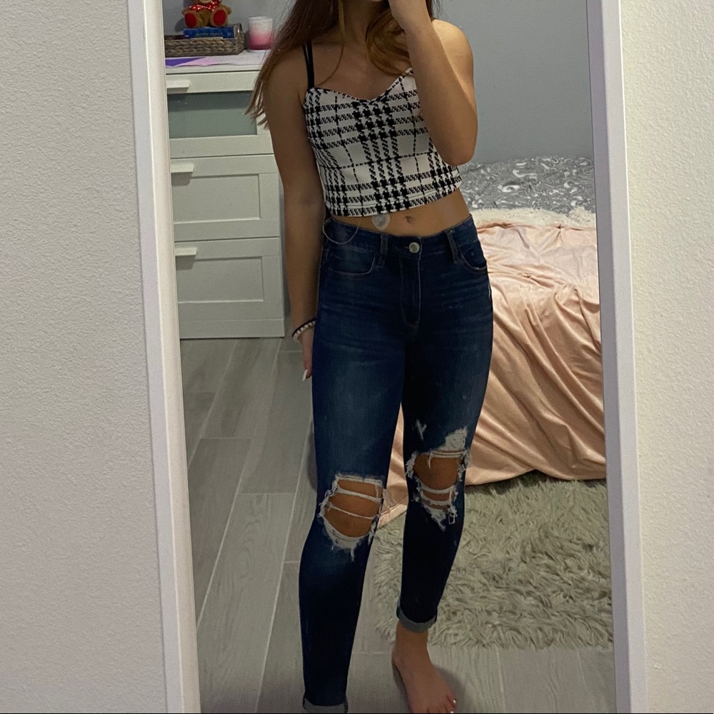 ripped american eagle jeans